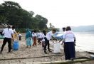 Santri Dukung Ganjar Ajak Jemaah Majelis Taklim Jaga Ekosistem Laut - JPNN.com