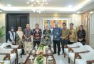 Menaker Ida dan Tim Kerja Persiapan LPN Bahas Upaya Tingkatkan Daya Saing Indonesia - JPNN.com