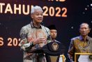 Ganjar Pranowo Kembali Raih Penghargaan, Kali Ini KUR Award 2022 - JPNN.com