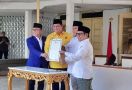 Lihat Ekspresi Zulhas dan Airlangga saat Deklarasikan Dukungan kepada Prabowo - JPNN.com