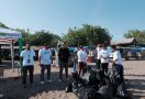 Pegadaian Dukung Gerakan Clean Up di Pantai Tanjung Bayang - JPNN.com