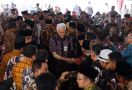 Ganjar Ajak Para Kades Jaga Persatuan Lewat Pelayanan Merata dan Tidak Membedakan - JPNN.com