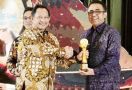 Selamat, Wali Kota Denpasar Raih Penghargaan Upakarya Wanua Nugraha - JPNN.com