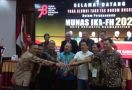 Patra M Zen Terpilih Menjadi Ketua Umum IKA-FH Unsri - JPNN.com