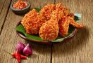 Sensasi Makan Ayam Goreng dengan Sambal Merdeka, Pedas Gurih Selera Lokal - JPNN.com