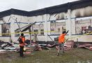Polisi Olah TKP Kebakaran 3 Kantor Dinas di Yahukimo - JPNN.com