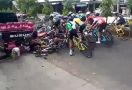 Jelang Finish, Puluhan Pembalap Pra-PON di Lubuklinggau Terjatuh  - JPNN.com