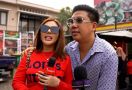 Tajir Banget, Rey Utami Beri Hadiah Mewah kepada Pencuci Mobil - JPNN.com