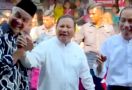 Di Depan Prabowo, Telunjuk Pak Jokowi Mengarah ke Ganjar, Warga Langsung Gempar - JPNN.com