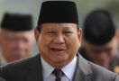 Prabowo Unggul di Simulasi Head to Head Poltracking, Pengamat: Efek Didukung Dua Presiden - JPNN.com