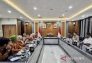 RUU Masyarakat Hukum Adat Lama Mandek di DPR, Wiranto Heran: Apa Masalahnya? - JPNN.com