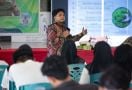 Civitas Ganjar Riau Mengedukasi Milenial soal Pembudidayaan Azolla - JPNN.com