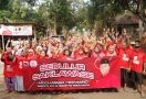 Relawan Sedulur Saklawase Terus Bergerak, Berbagi Sembako hingga Deklarasi - JPNN.com