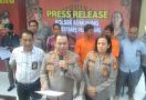 2 Pelaku Penusukan di Pasar KM 5 Ditangkap, Begini Pengakuannya - JPNN.com