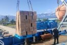 Bea Cukai Ambon Layani Ekspor 1,26 Ton Udang dari Pulau Seram Tujuan Tiongkok - JPNN.com