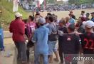 Kerusuhan Antarsuporter Sepak Bola Terjadi di Sukabumi, Polisi Langsung Bergerak - JPNN.com