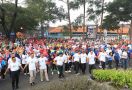 World Walking Day 2023 Dibanjiri Puluhan Ribu Warga Kota Tangerang - JPNN.com