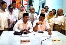 Gerindra Solo Usulkan Prabowo-Gibran Menjelang MK Putuskan Batas Usia Cawapres - JPNN.com