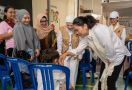 Peduli Perkembangan Anak, Liza Erick Thohir Berbagi Alat Timbang untuk Posyandu - JPNN.com