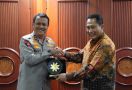Kapolda Banten Dapat Penghargaan dari Buwas Setelah Bongkar Mafia Beras - JPNN.com