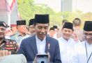 Gus Men Pakai Seragam Banser, Presiden Jokowi: Saya Kira Danjen Kopassus - JPNN.com