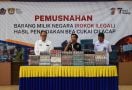 Bea Cukai Cilacap Musnahkan Batang Rokok Ilegal, Jumlahnya Wow - JPNN.com