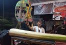 Pentas Wayang PosTrad Para Raka: Seniman Murni Jakarta Sebut Gibran 'Penjaga Bumi' - JPNN.com