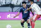 Alfredo Tata Resmi Berpisah dengan Arema FC - JPNN.com