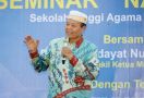 Jadi Pembicara Kunci di Seminar Nasional Ponpes Nurul Iman, HNW Bahas Politik Identitas - JPNN.com