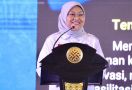 Menaker Ida Fauziyah Berharap Penerima Bantuan TKM Kembangkan Usaha Berbasis Digital - JPNN.com