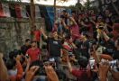 Legenda Persebaya: Anies Baswedan Sudah Terbukti Pencinta Sepak Bola - JPNN.com