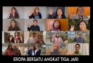 Diaspora Indonesia Pendukung Ganjar-Mahfud Sepakat Angkat Tiga Jari di Eropa Bersatu - JPNN.com
