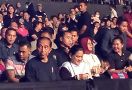 Pak Jokowi & Bu Iriana Tonton Konser NOAH, Lagu Topeng Jadi Pembuka - JPNN.com