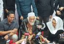 Bukan Pendukung Prabowo, Abuya Muhtadi Datangi Markas TPN demi Ganjar-Mahfud - JPNN.com