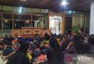 135 Pengungsi Rohingya Dipindah ke Kantor Gubernur Aceh - JPNN.com