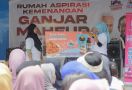 Sukarelawan Wanita Nelayan Ganjar Berikan Bantuan Untuk UMKM Abon Sukabumi - JPNN.com