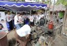 Sukarelawan Ganjar-Mahfud Serahkan Bantuan Sumur Bor Untuk Warga Lombok Tengah - JPNN.com