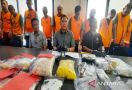 Polda Kalsel Sita Puluhan Ribu Obat Terlarang dalam Razia di Banjarmasin - JPNN.com