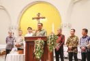 Kunjungi Dua Gereja, Pj Gubernur Jateng: Ibadah Misa Natal Berjalan Lancar - JPNN.com