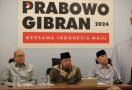Pimpinan Ponpes Buntet Cirebon KH Adib Rofiuddin Izza Deklarasi Dukung Prabowo-Gibran - JPNN.com