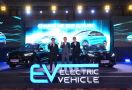 Mobil Listrik MG 4EV dan New ZS EV Diproduksi Lokal, Sebegini Harganya - JPNN.com