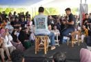 Janji Anies soal Lapangan Bola dengan Rumput Bertaraf Internasional di Ambon, Gratis - JPNN.com