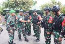 Korem 121/ABW Menyiapkan Prajurit untuk Penugasan ke Papua, Begini Pesan Brigjen TNI Luqman Arief - JPNN.com