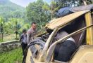 Rombongan Peziarah Kecelakaan di Bandung Barat, Banyak yang Meninggal, Innalillahi - JPNN.com