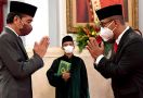 Pesan dalam Lagu dari Eks Gubernur Lemhanas: Salam 3 Jari, Jangan Pilih Anak Jokowi - JPNN.com