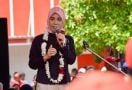 Atikoh Ganjar Ingatkan Sukarelawan Tak Takut Menghadapi Intimidasi: Tabrak Saja Itu! - JPNN.com
