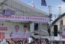 Pendukung Rela Menunggu 7 Jam untuk Kampanye di Purwakarta, Anies Terharu - JPNN.com