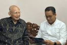Anies Makin Siap Memimpin Negeri Ini Seusai Dapat Wejangan Prof Emil Salim - JPNN.com
