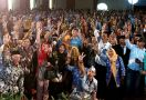Hashim Tegaskan Prabowo tidak Perlu Mundur dari Jabatan Menhan - JPNN.com