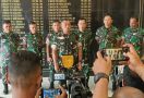 Mayjen Izak Pangemanan: TNI akan Cari Sampai Kemana pun KKB/KST Berada - JPNN.com